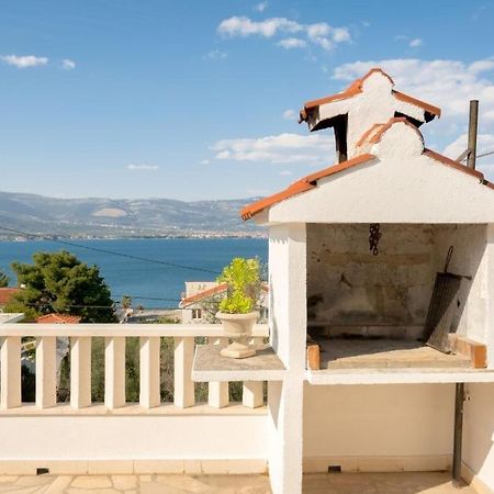 Ferienwohnung In Arbanija Mit Meerblick, Balkon, Klimaanlage, W-Lan 5137-1 Trogir Zewnętrze zdjęcie