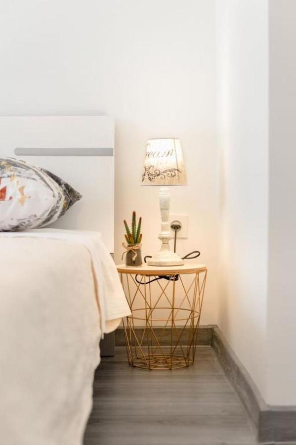 Ferienwohnung In Arbanija Mit Meerblick, Balkon, Klimaanlage, W-Lan 5137-1 Trogir Zewnętrze zdjęcie